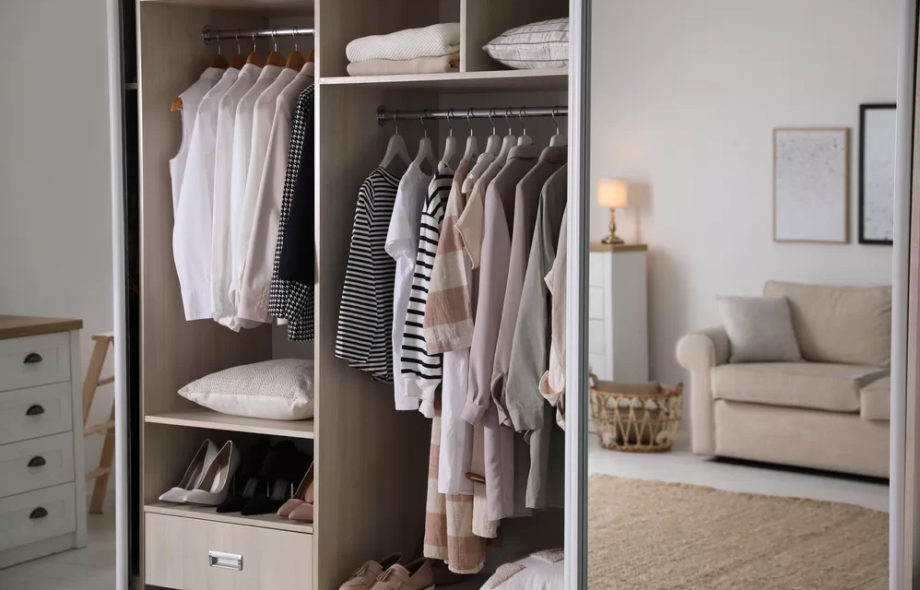 wardrobe manufacturer in Ahmedabad